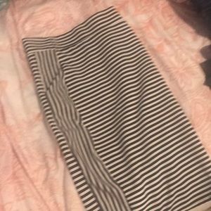 Black n white pencil skirt